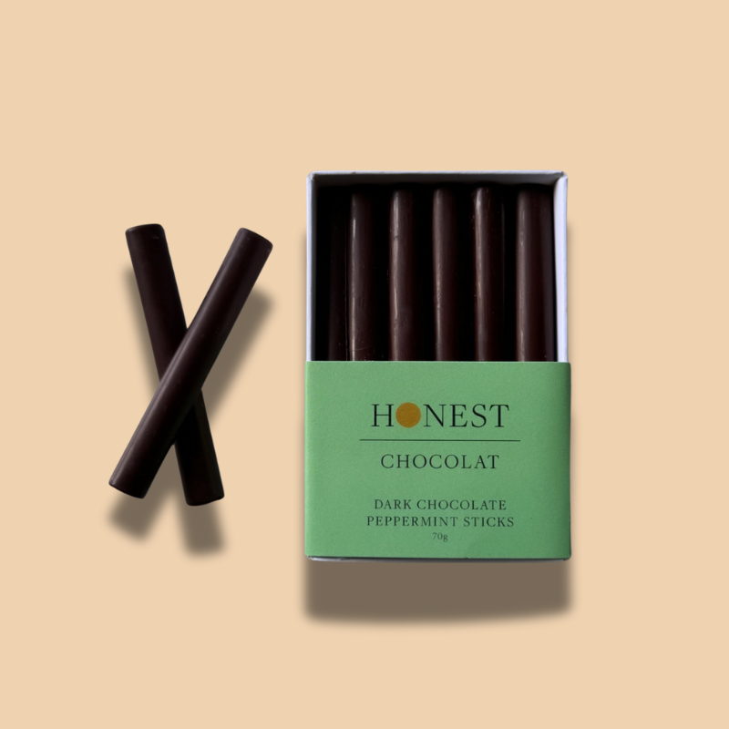 ends cigarette Cigarette ends - Stock Image - C006/8517